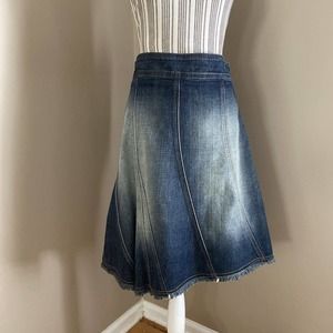 Guess Jeans Blue Denim Skirt Fit-Flared Hi-Low/Raw Hem Size 32/US Size 14